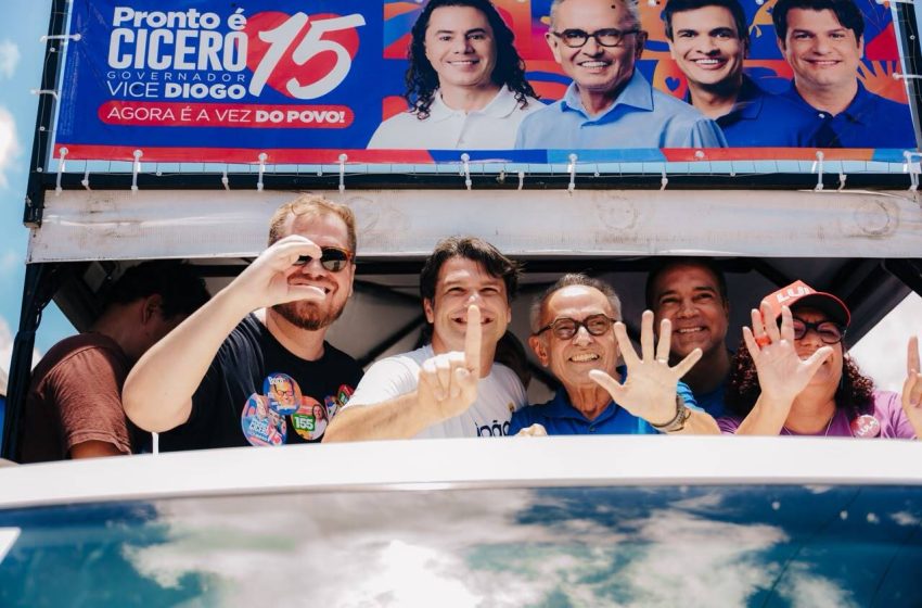  Cícero percorre bairros de João Pessoa em carreata e reforça mobilização antes do primeiro turno