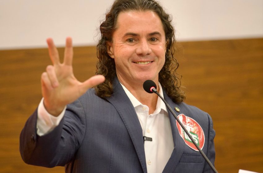  Veneziano conquista mais quatro direitos de resposta para veiculação em rádio e TV